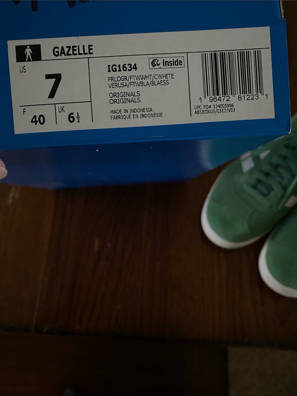 NWOTS Adidas Gazelle - Picture 6 of 6